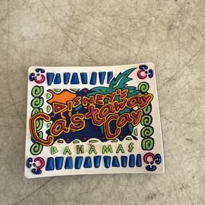 DISNEY PIN - CASTAWAY CAY Bahamas Painted Scene Cruise Line Magnet